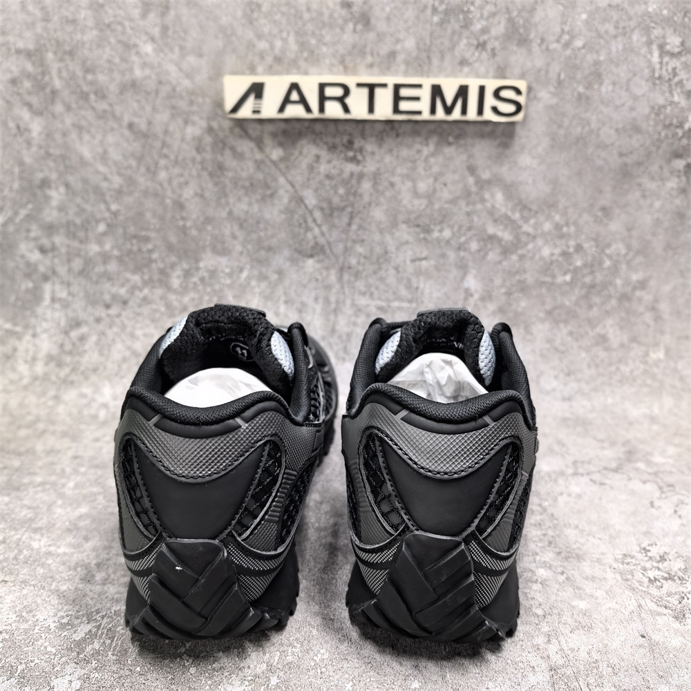 UA Bottega Veneta Orbit Sneaker
