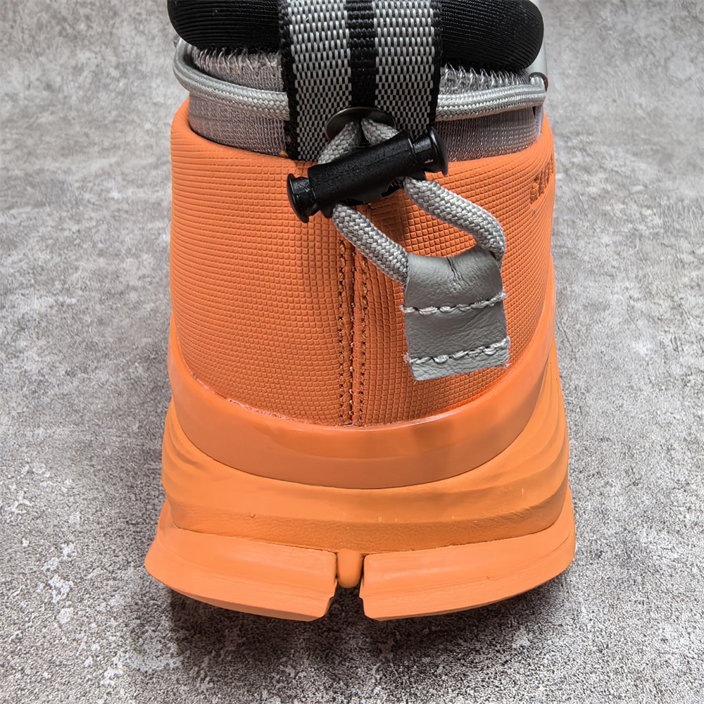 UA Canada Goose Glacier Trail Sneaker