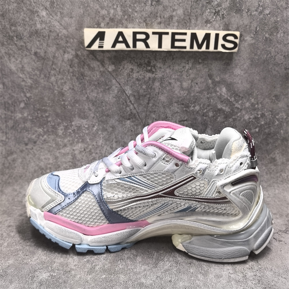 UA Balenciaga Runner Sneaker