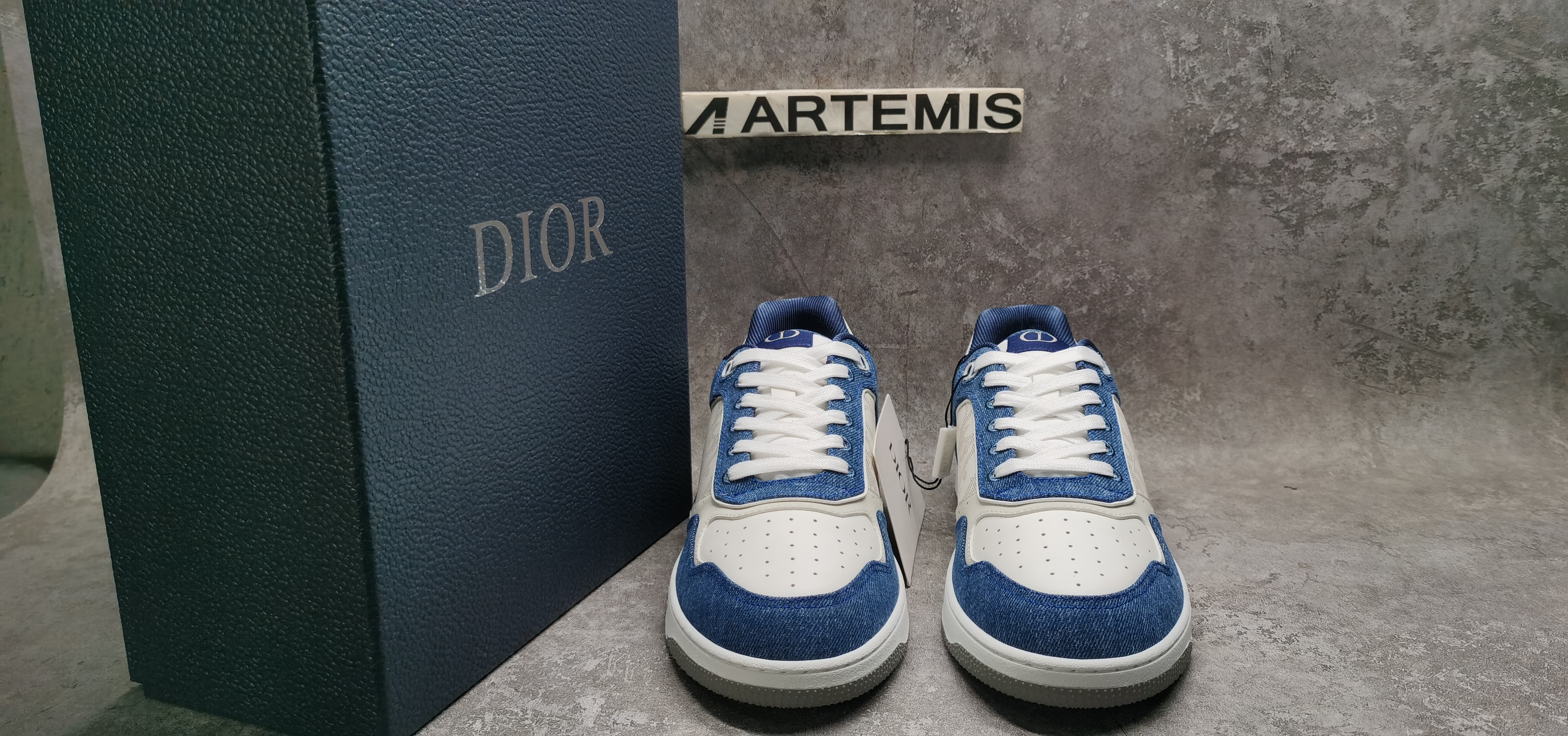 UA Dior B27 Sneaker
