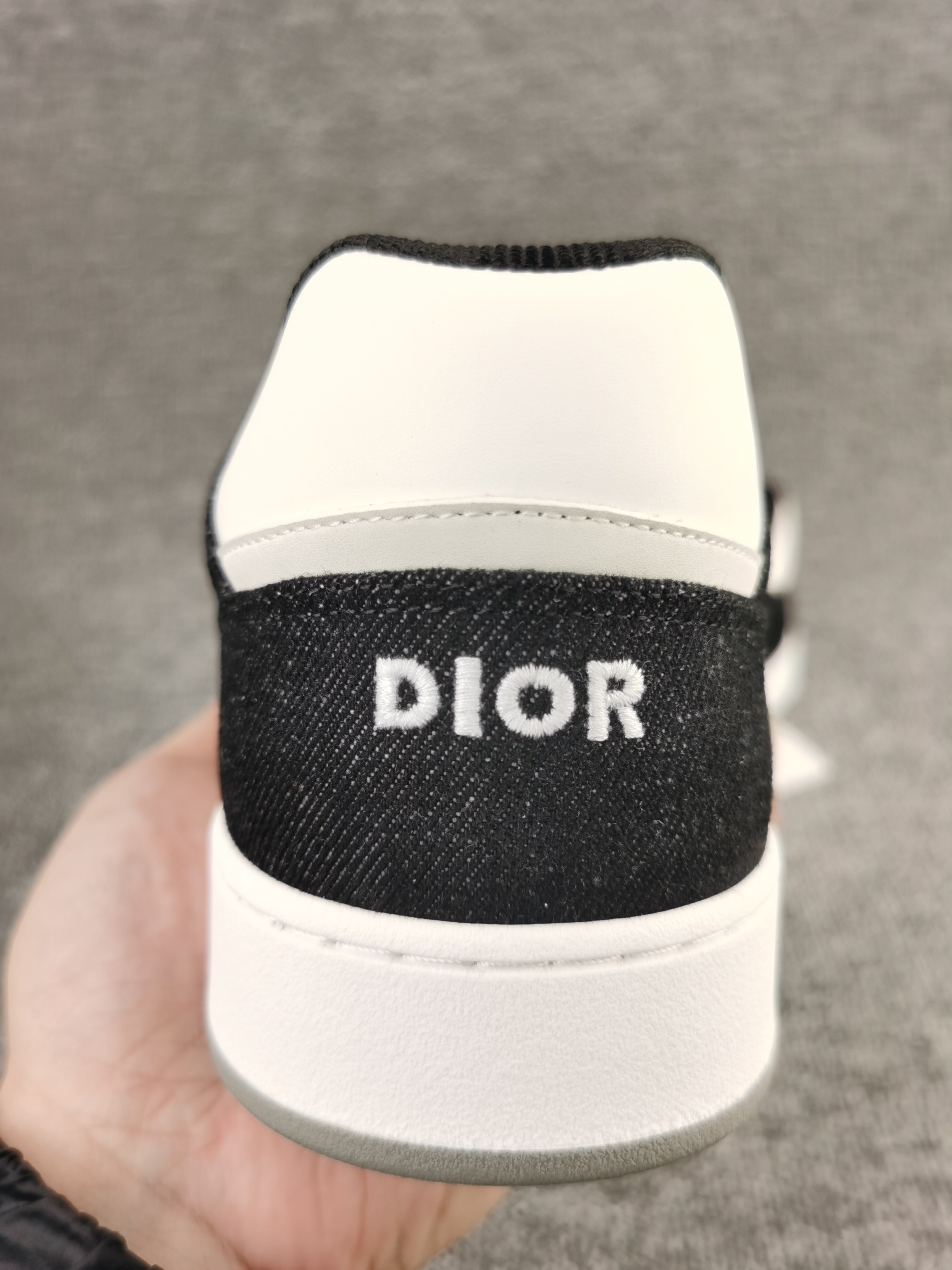 UA Dior B27 Sneaker