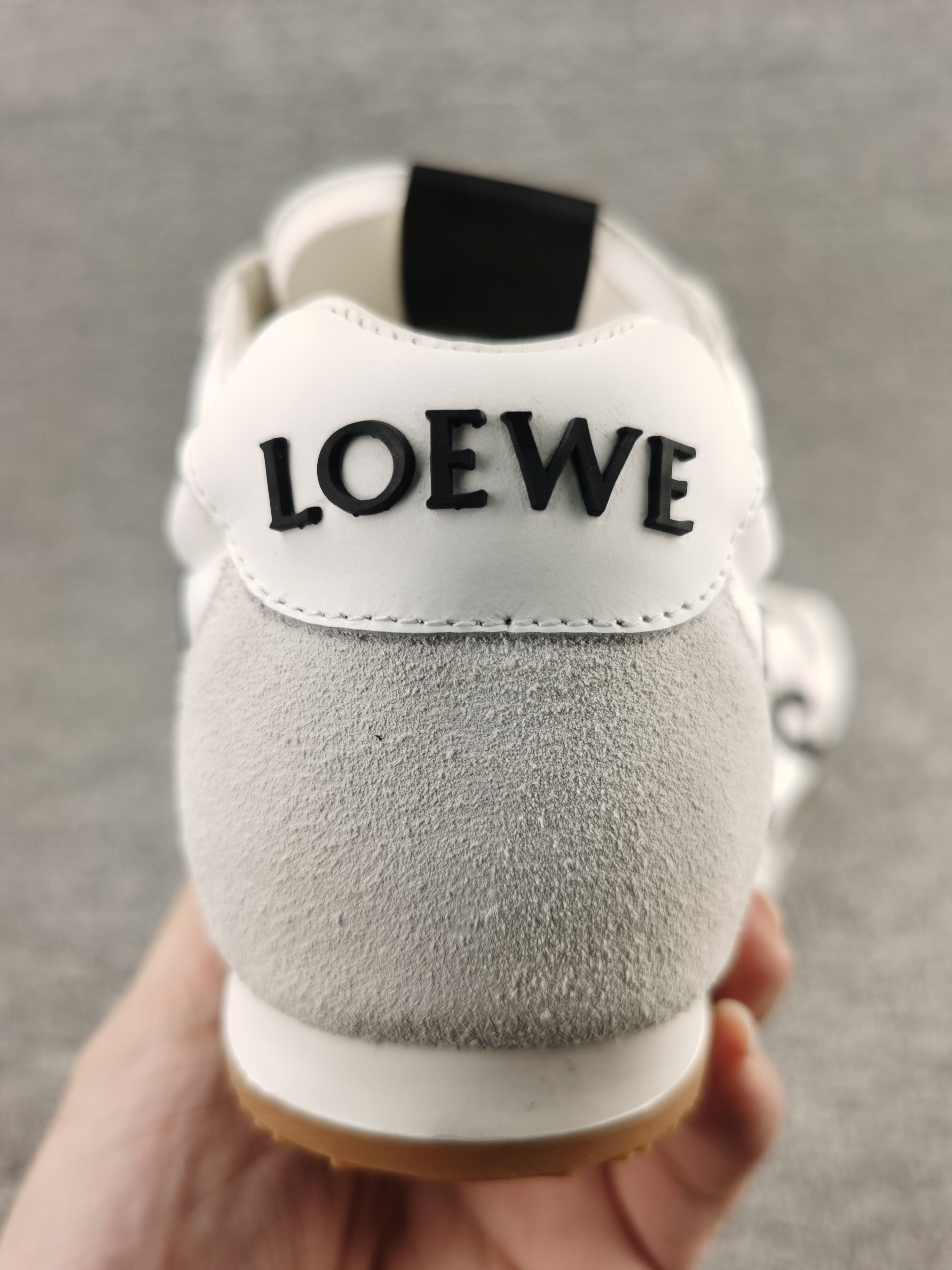 UA Loewe Sneakers
