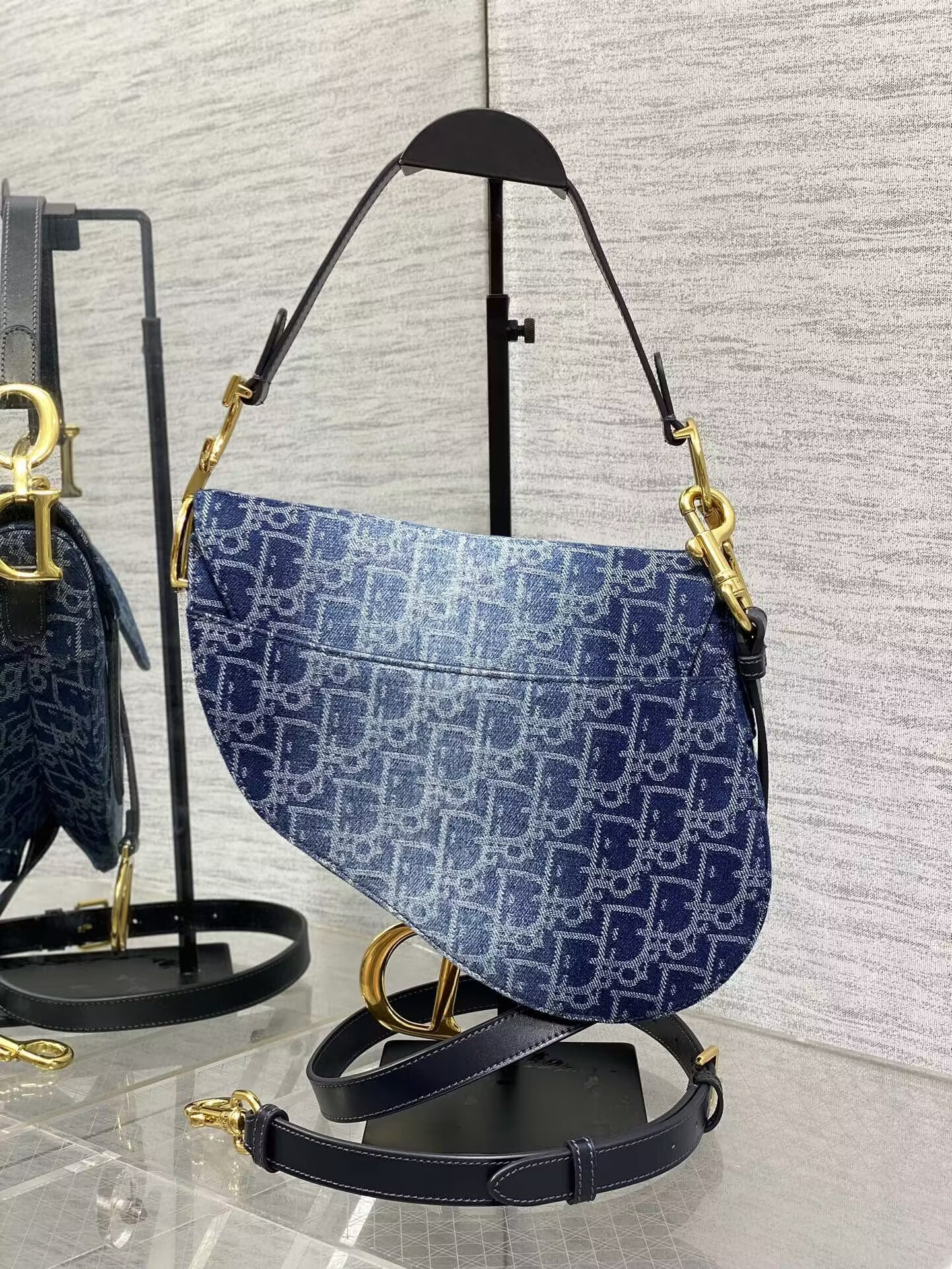 Dior Saddle Bag with Strap Blue Denim Dior Oblique Jacquard 25.5 x 20 x 6.5 cm