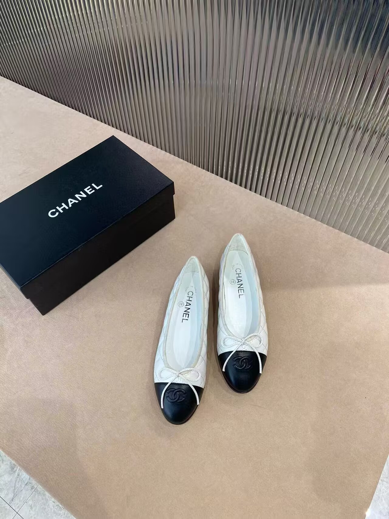 Chanel BALLET FLATS Aged Calfskin White & Black