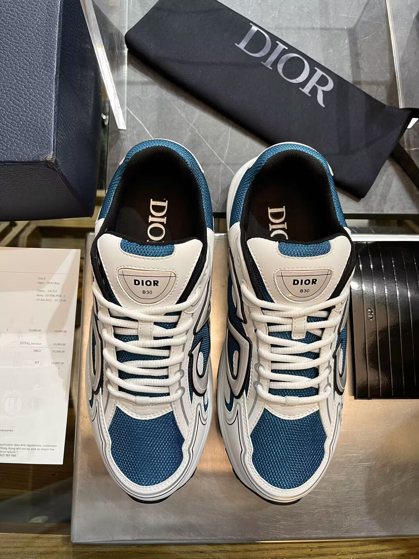 UA Dior B30 Sneakers