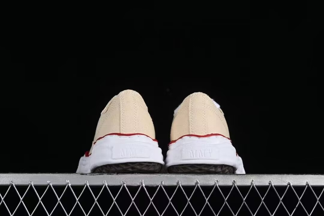 UA Maison Mihara Yasuhiro Peterson Low Canvas Natural