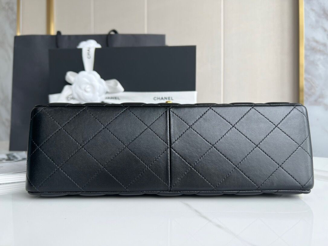 Chanel Classic Flap Jumbo 30cm CF shiny black 7.6 × 11.7 × 3.9 in