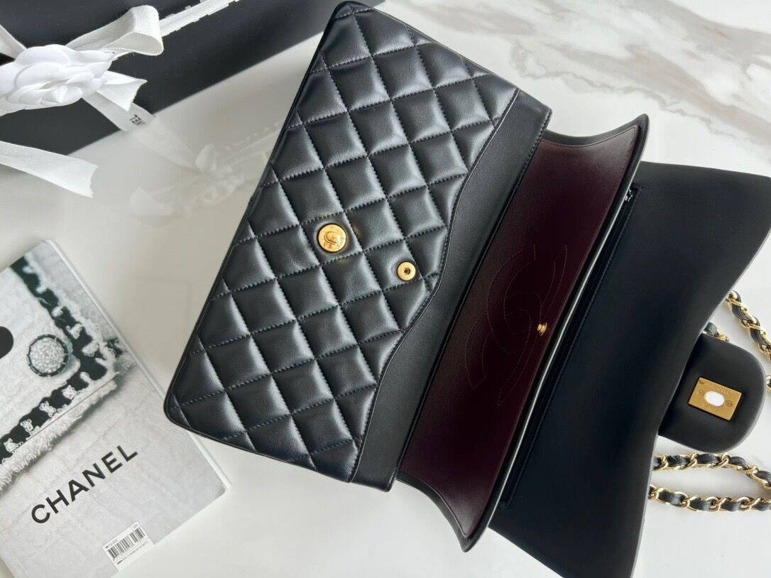 Chanel Classic Flap Jumbo 30cm CF shiny black 7.6 × 11.7 × 3.9 in
