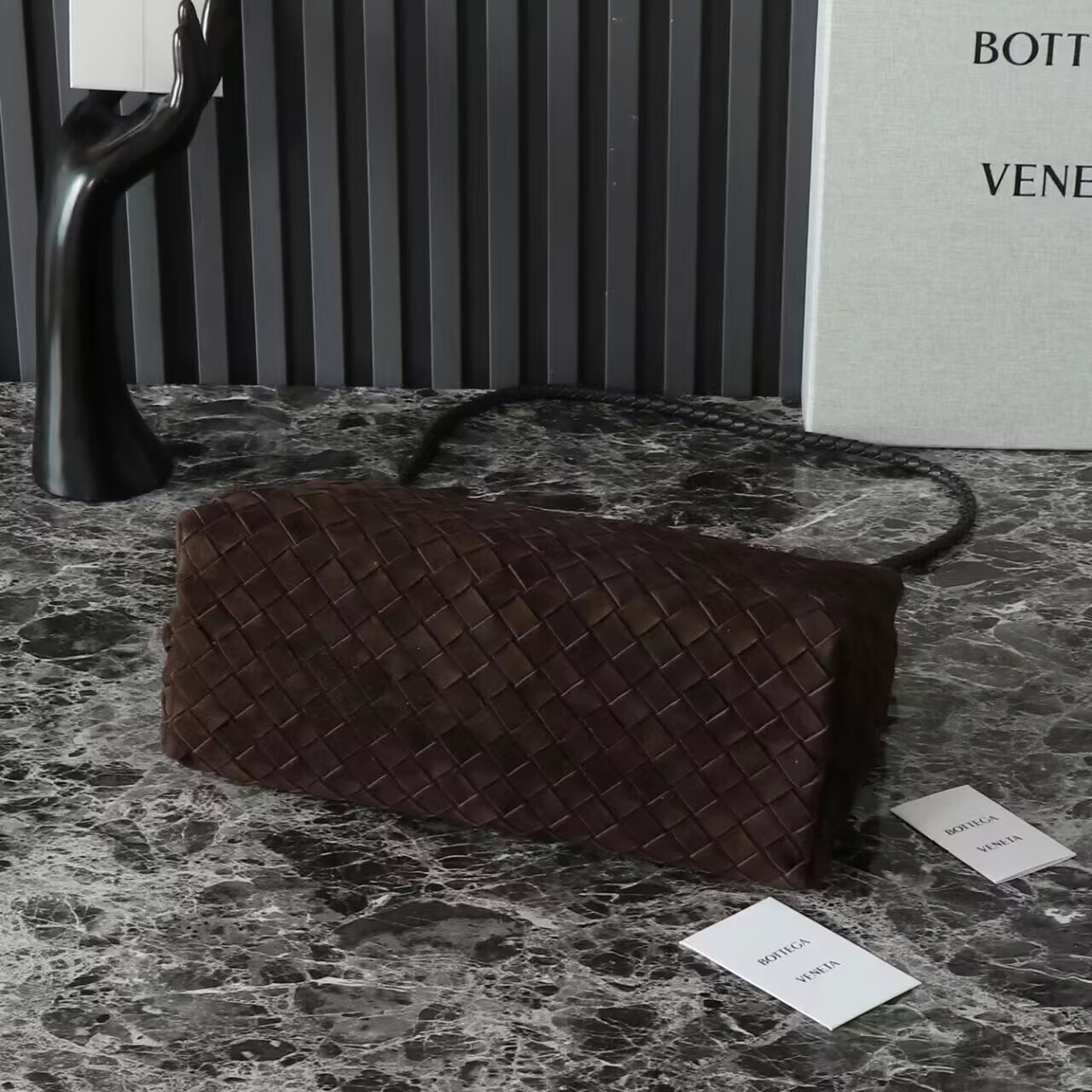 Bottega Veneta Small Andiamo 25x22x10.5cm