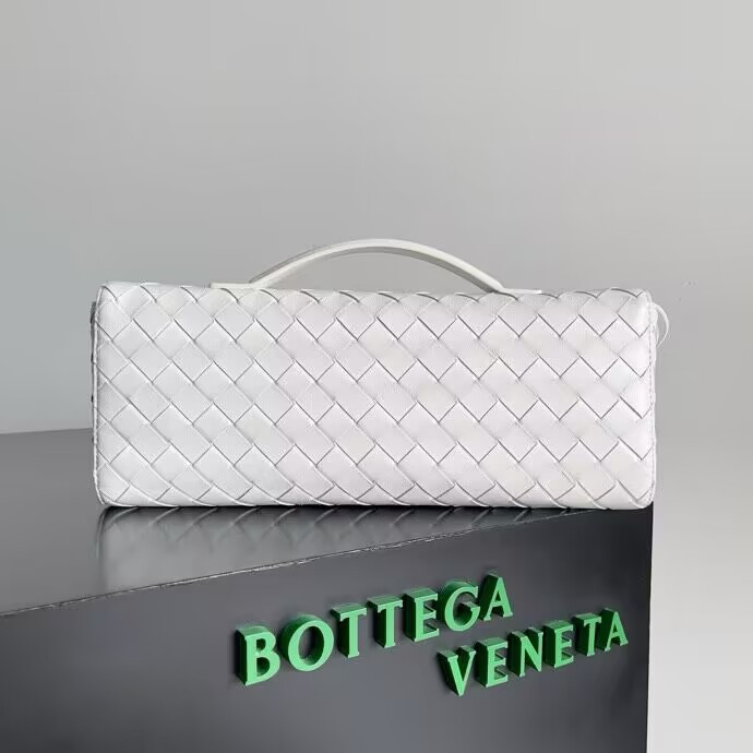 BOTTEGA VENETA Long Clutch Andiamo With Handle Fondant 31x13x3cm