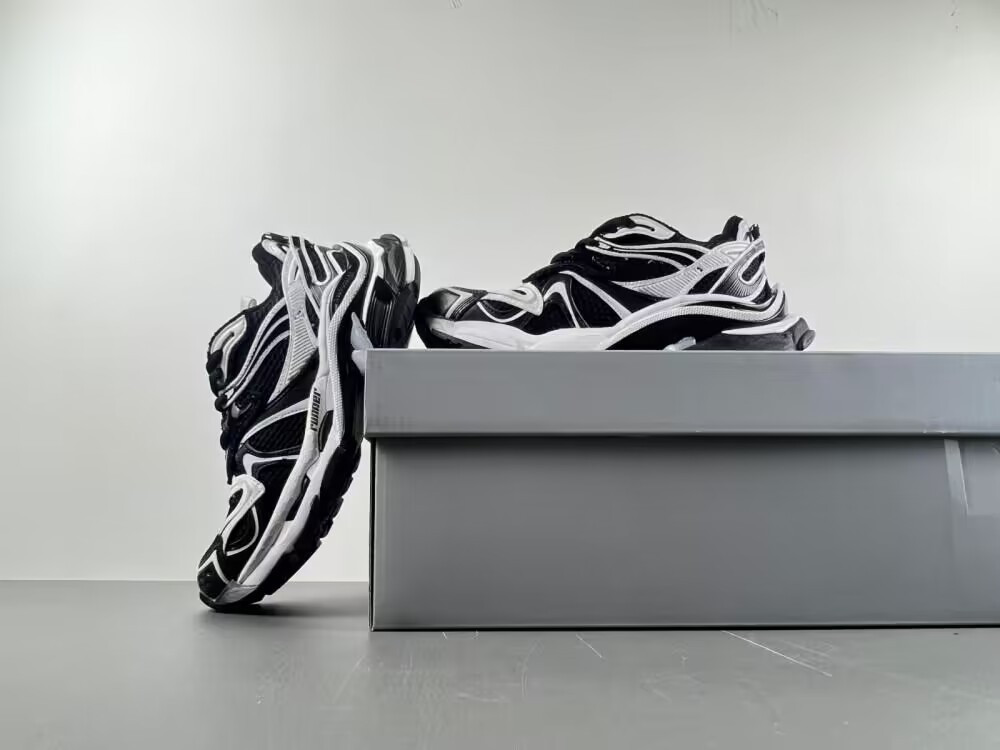 UA Balenciaga Runner Black White