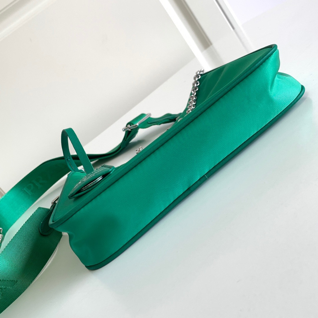 Prada Re-Edition 2005 Re-Nylon bag Green