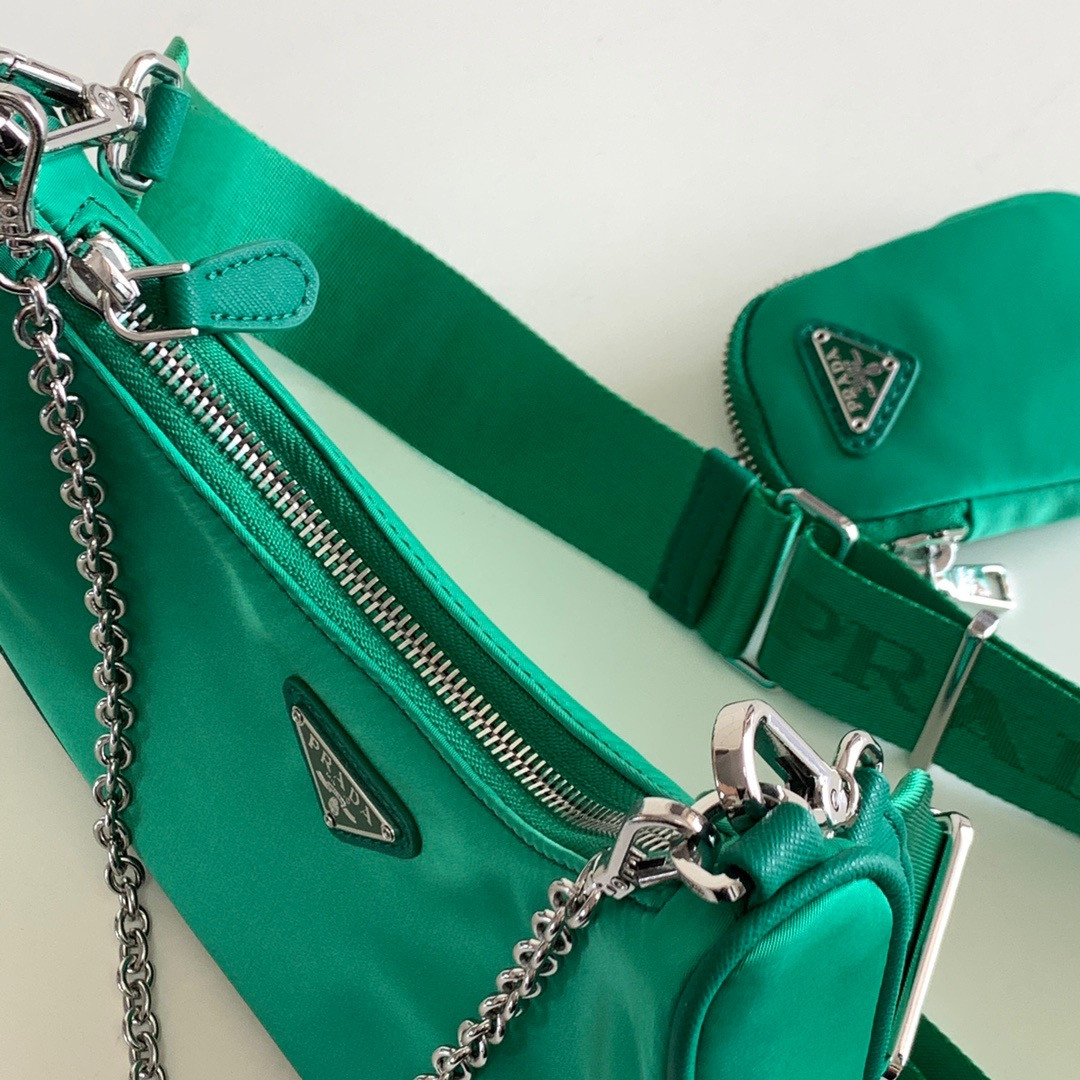 Prada Re-Edition 2005 Re-Nylon bag Green