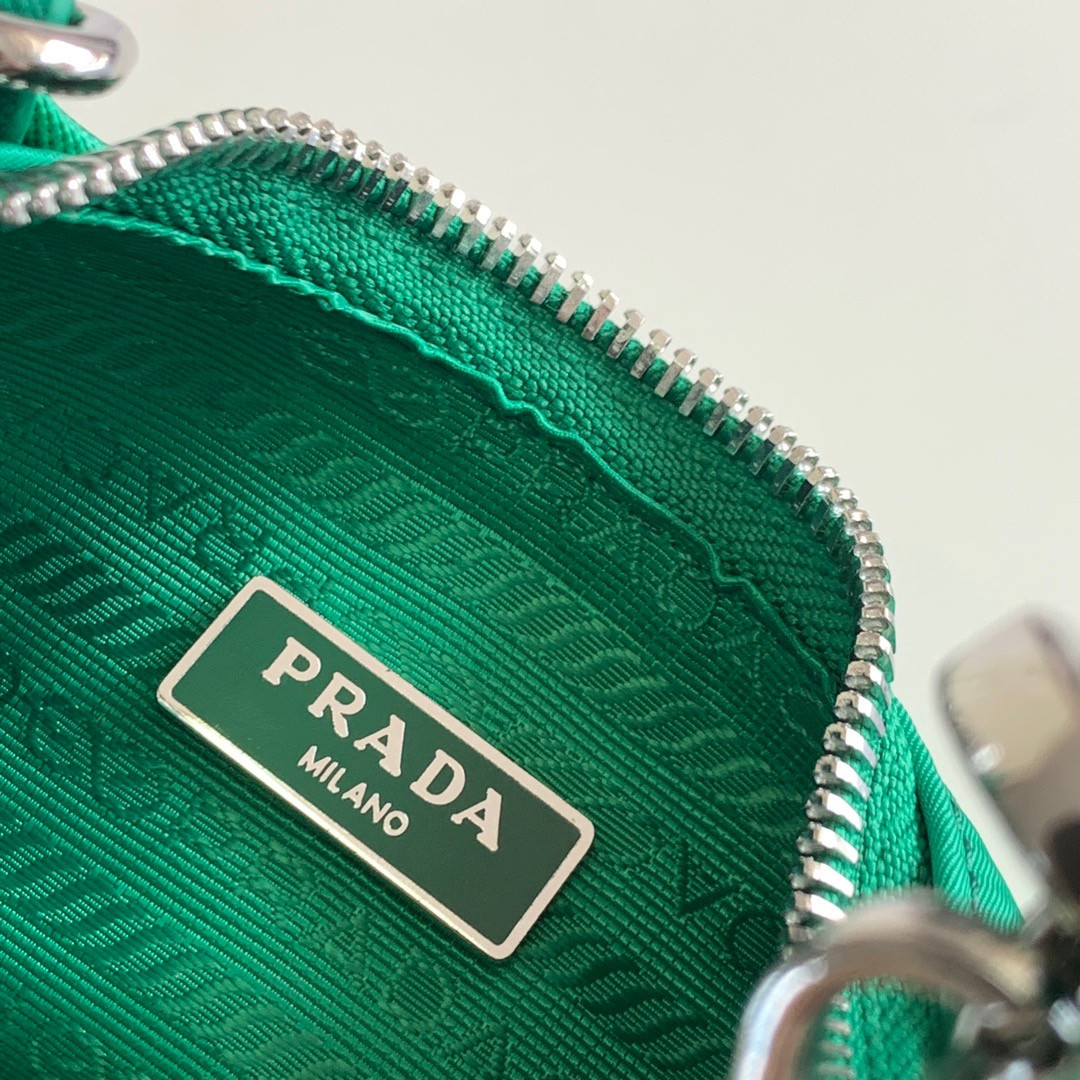 Prada Re-Edition 2005 Re-Nylon bag Green
