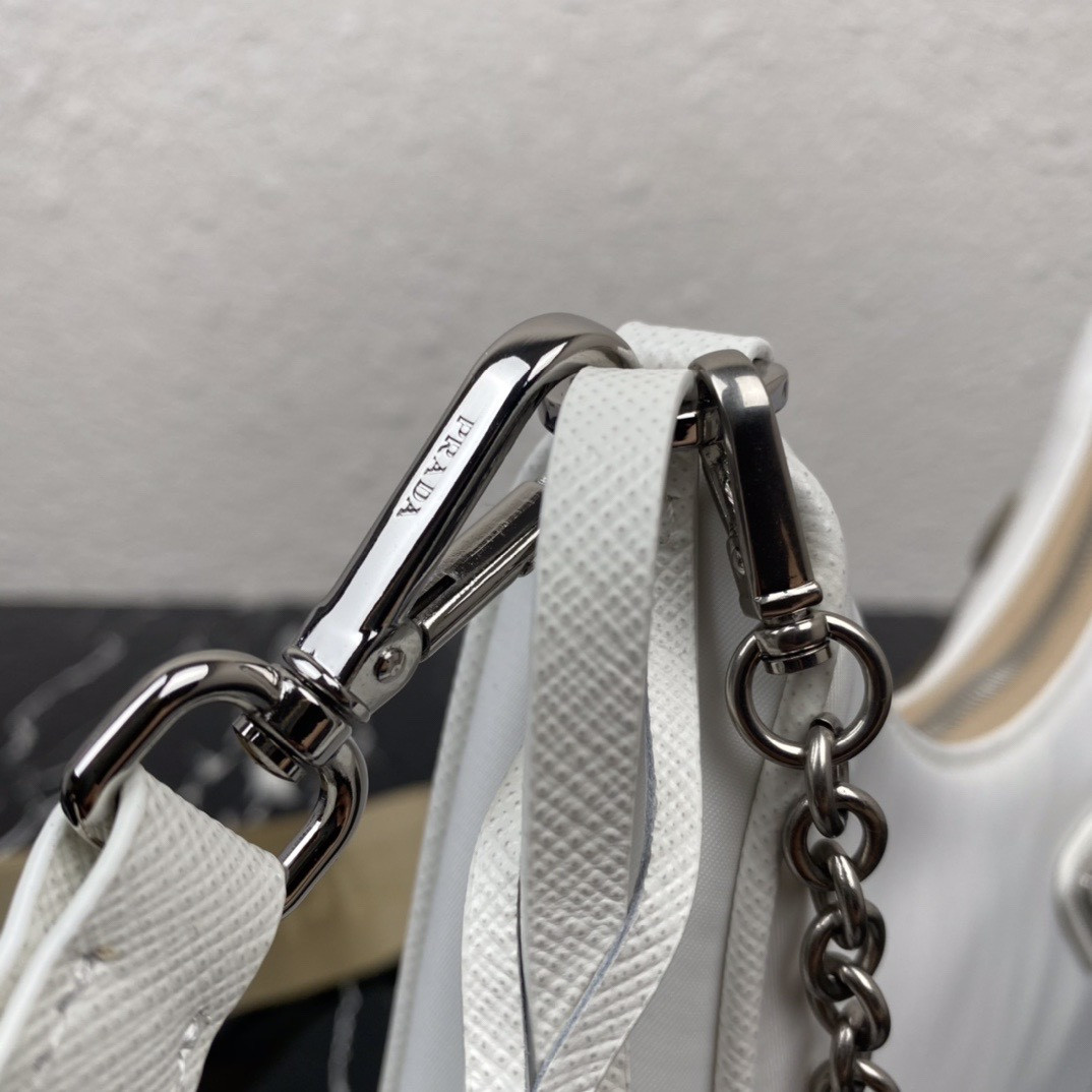 Prada Re-Edition 2005 Re-Nylon bag white