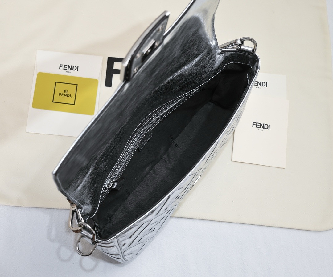 FENDI Baguette Phone Pouch Craquelé silver leather pouch 26x6x15cm