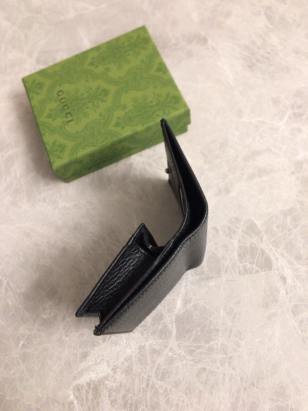 GUCCI HUHU card wallet 11x8.5x3cm