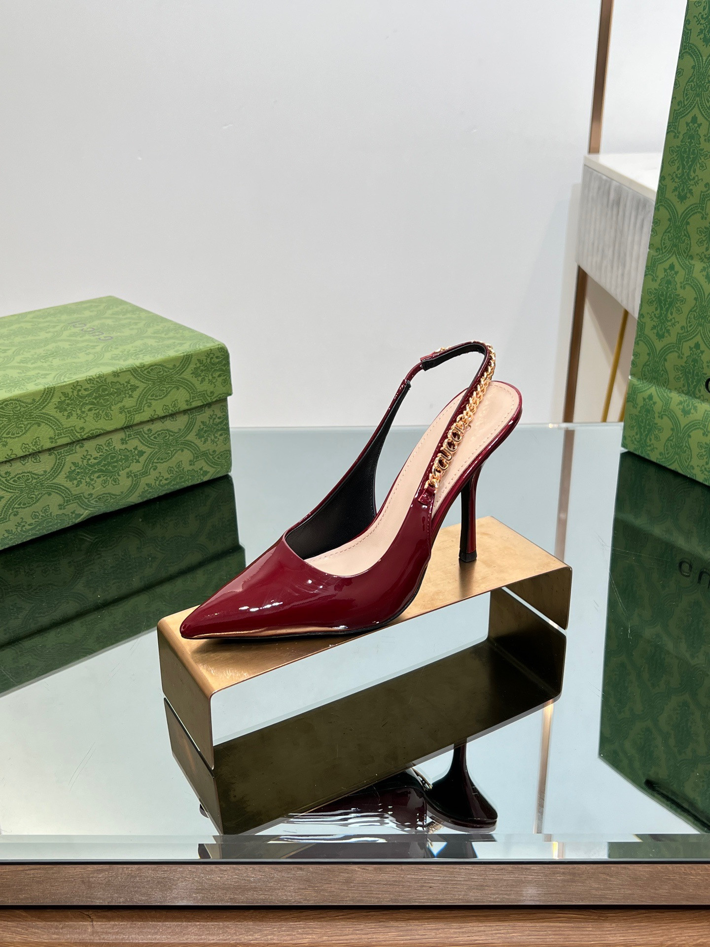 GUCCI SIGNORIA SLINGBACK PUMP