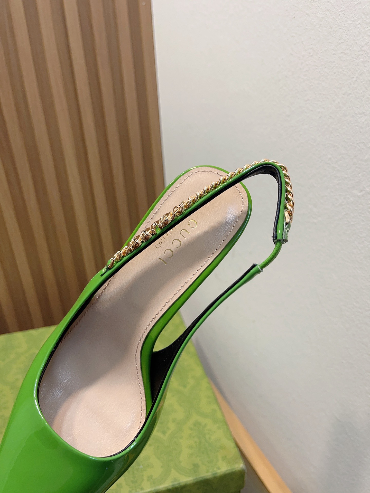 GUCCI SIGNORIA SLINGBACK PUMP High