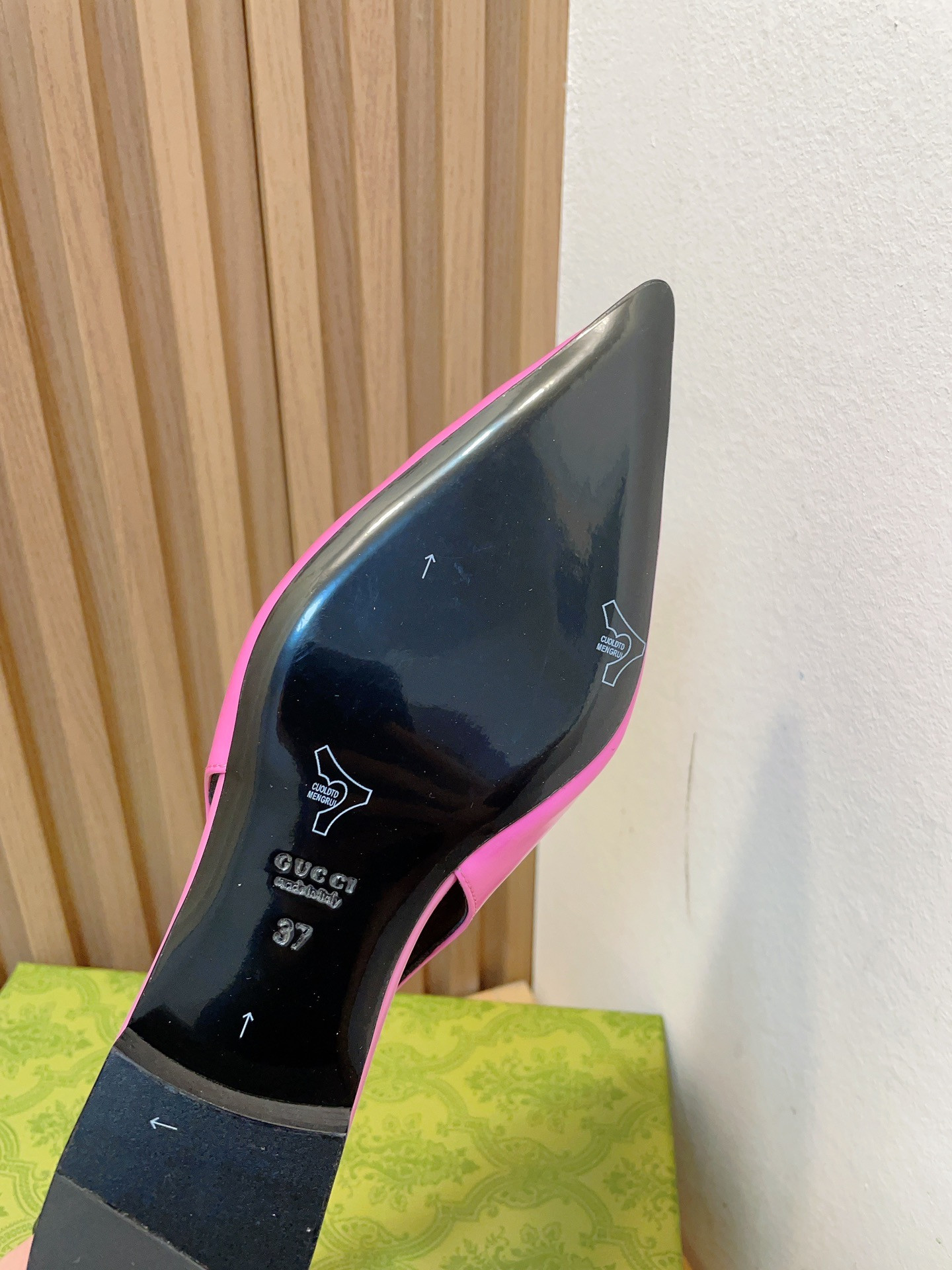 GUCCI SIGNORIA SLINGBACK PUMP flat shoes