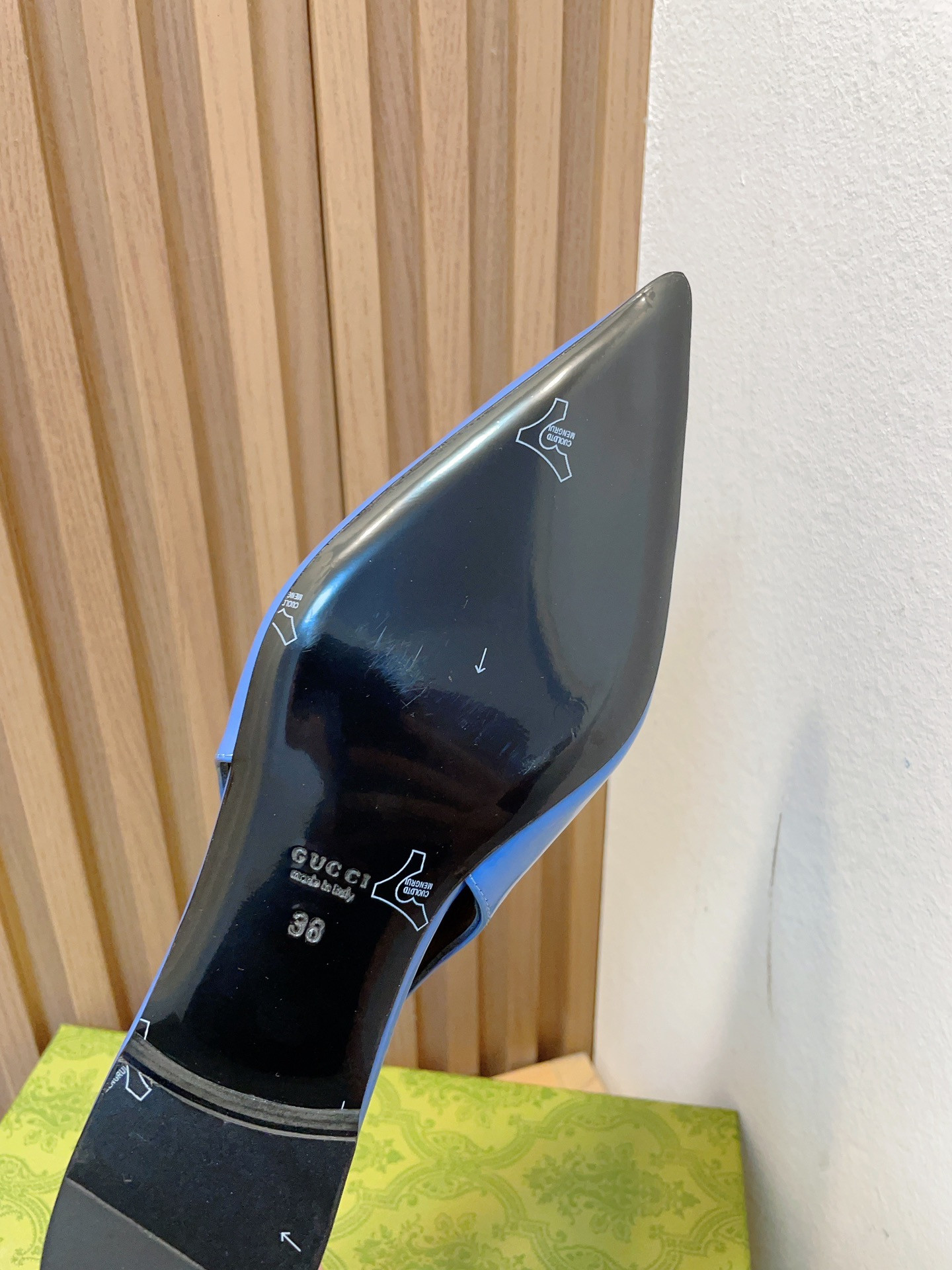 GUCCI SIGNORIA SLINGBACK PUMP flat shoes