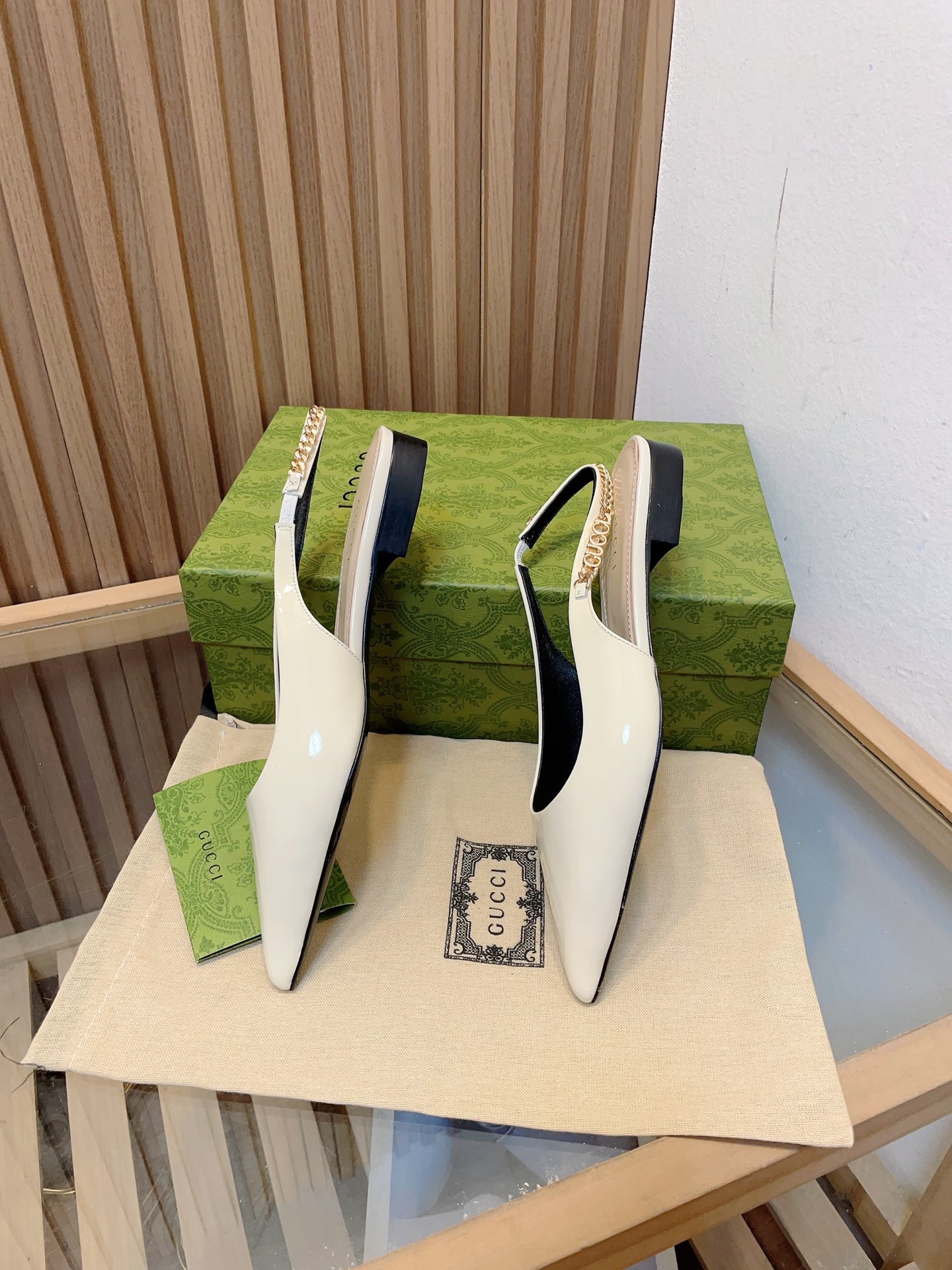 GUCCI SIGNORIA SLINGBACK PUMP flat shoes