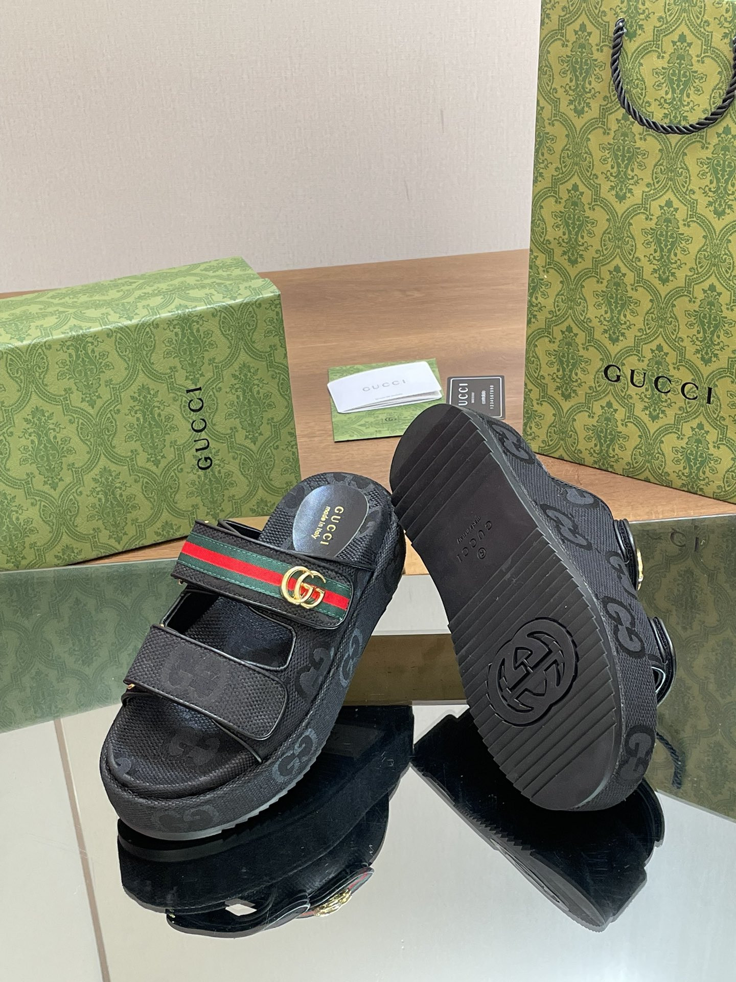 Gucci WOMEN