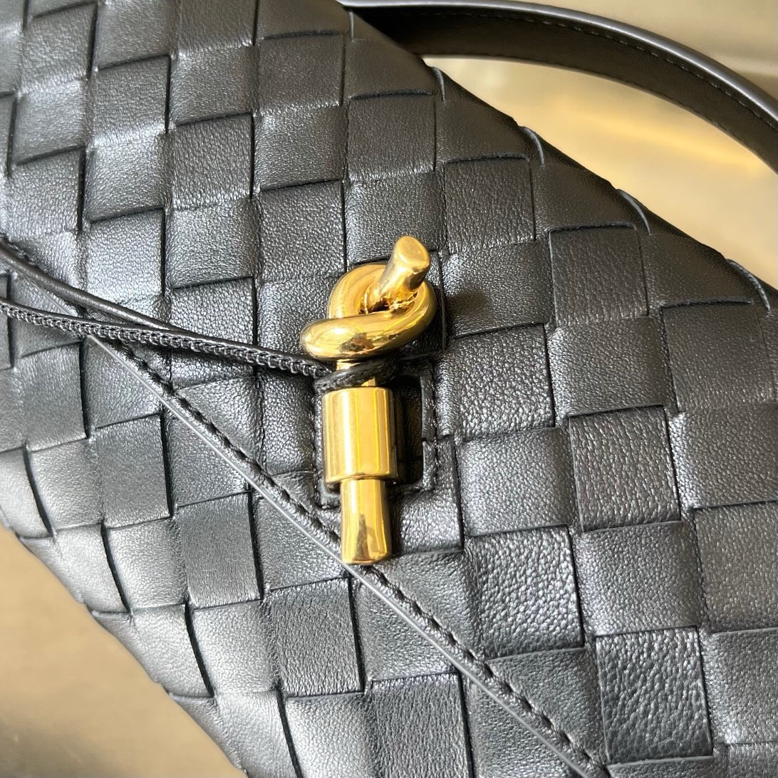 BOTTEGA VENETA Long Clutch Andiamo With Handle Black 31x13x3cm