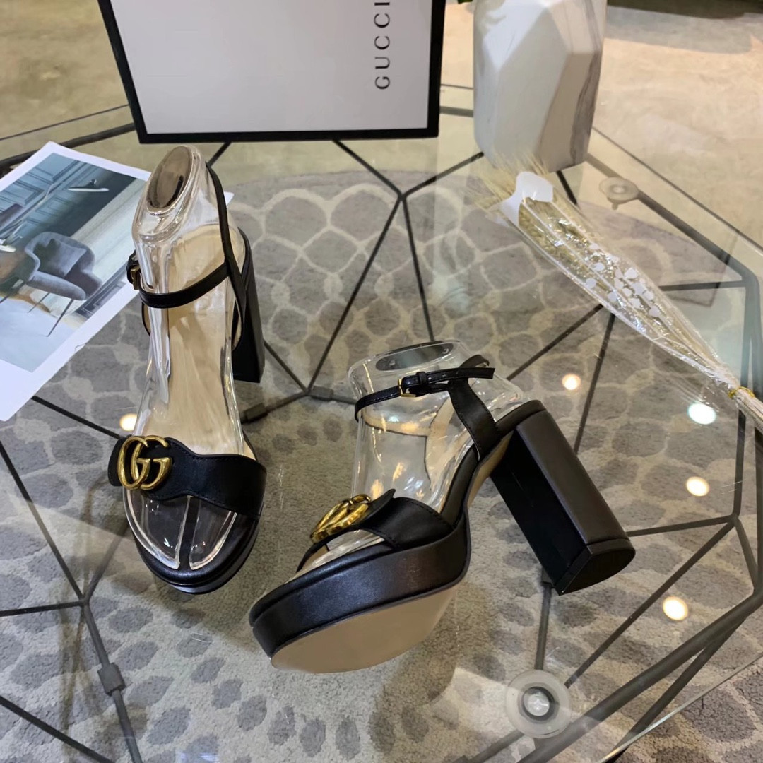 UA GUCCI LEATHER HIGH-HEEL SANDAL