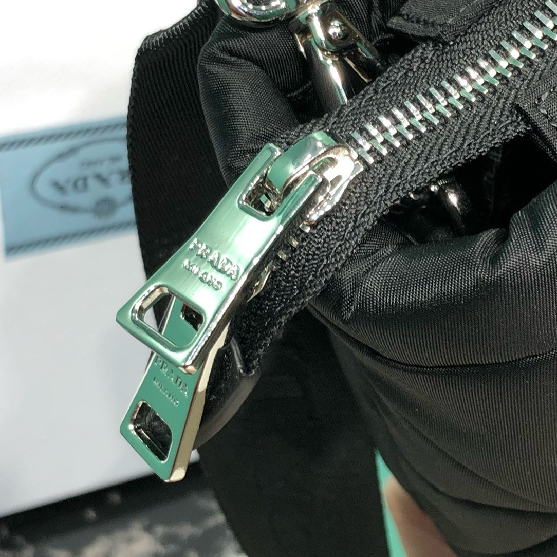 Prada Re-Nylon System Tote 25x21.5x13cm