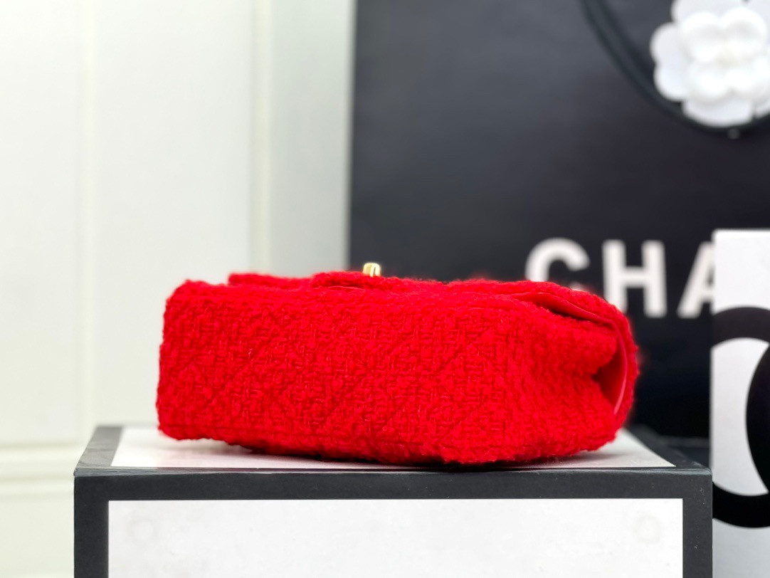 CHANEL MINI CLASSIC 11.12 HANDBAG 20 12 × 20 × 6 cm