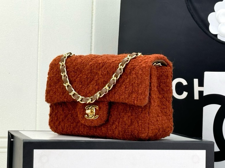 CHANEL MINI CLASSIC 11.12 HANDBAG 20 12 × 20 × 6 cm
