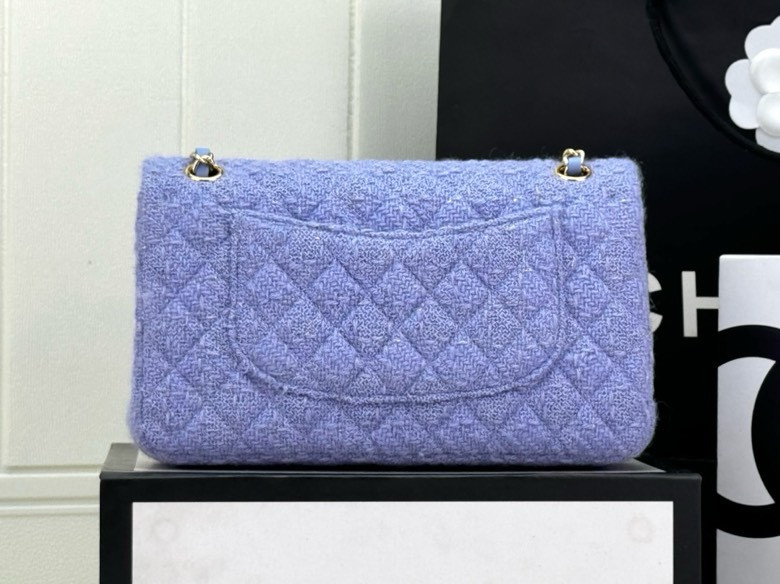 CHANEL MINI CLASSIC 11.12 HANDBAG 25 15.5 × 25.5 × 6.5 cm