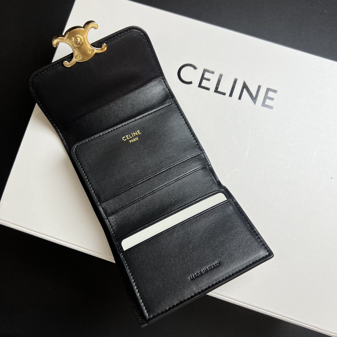 Celine Triomphe 9.5×7.5×3cm