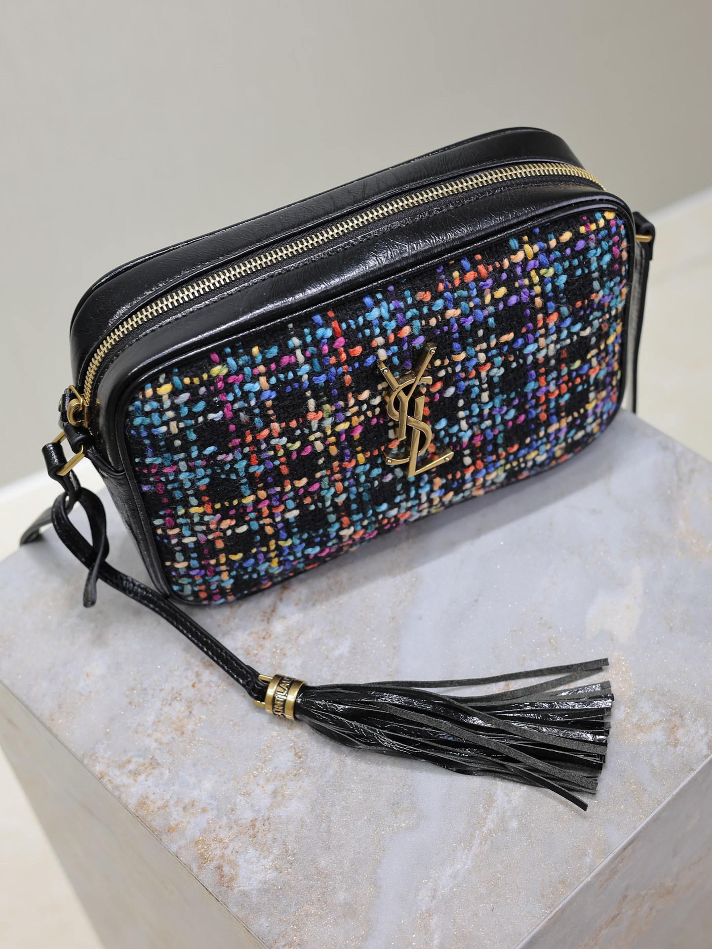 YSL LOULOU 23 x 16 x 6cm