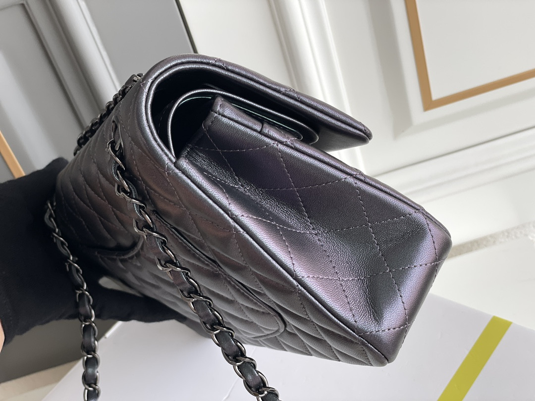 CHANEL CRUMPLED CALFSKIN QUITED DOUBLE FLAP BLACK 19.5×30×10cm