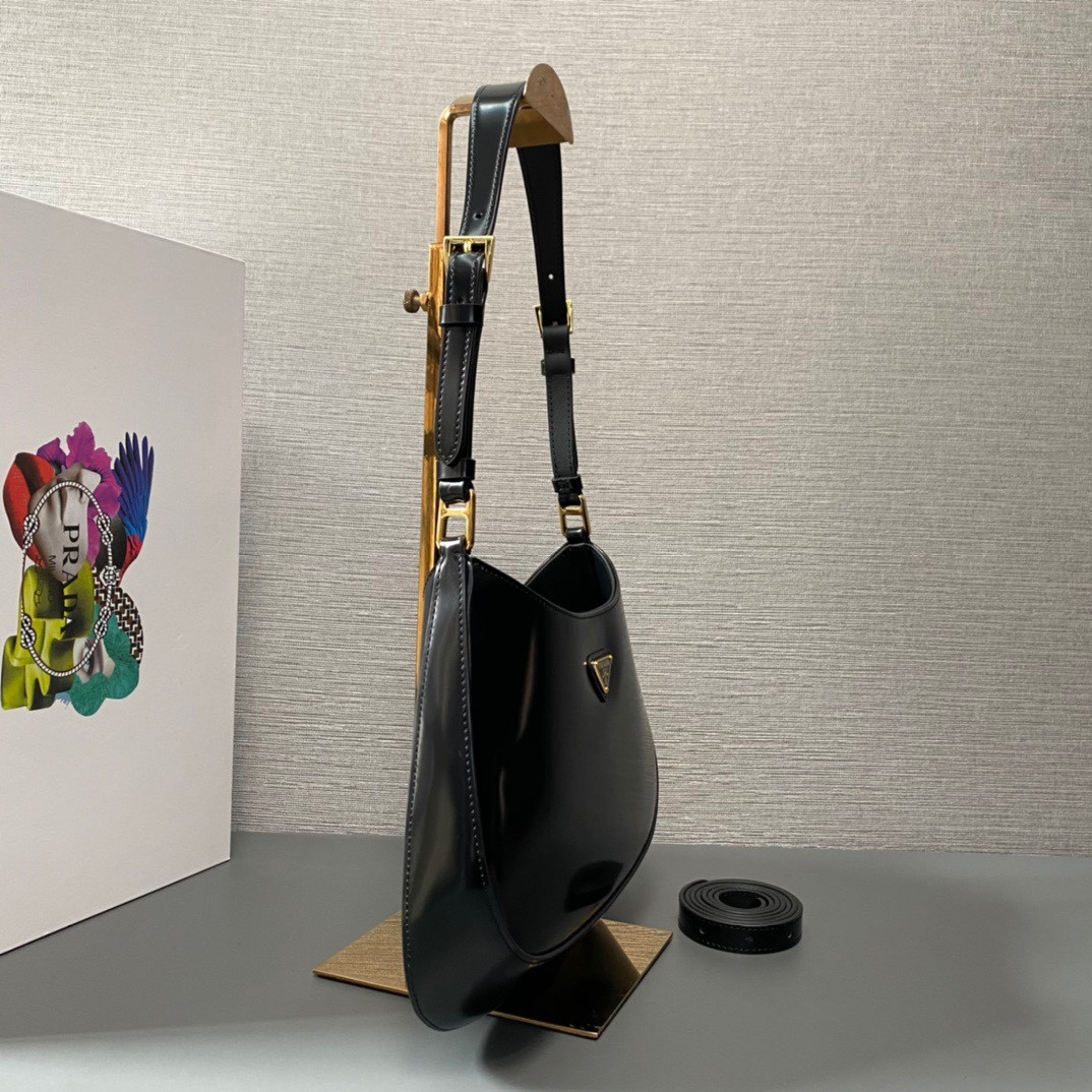 Prada Cleo shoulder bag 22x6x27cm