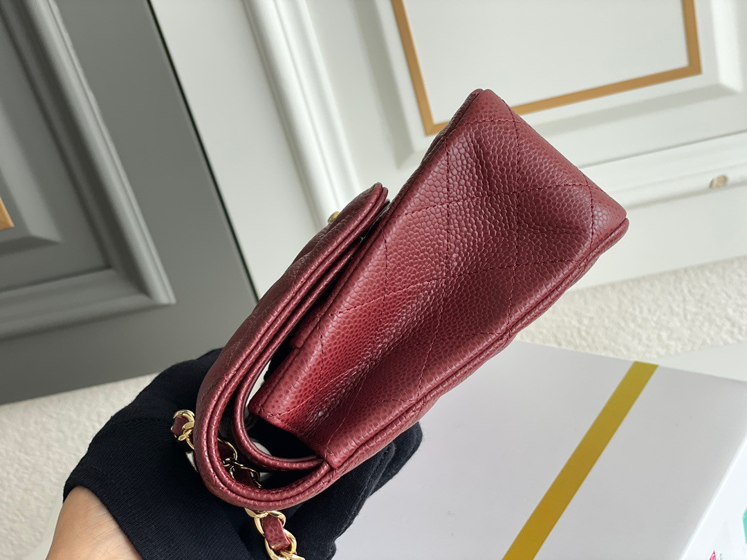 CHANEL CLASSIC HANDBAG 15.5 × 25.5 × 6.5 cm