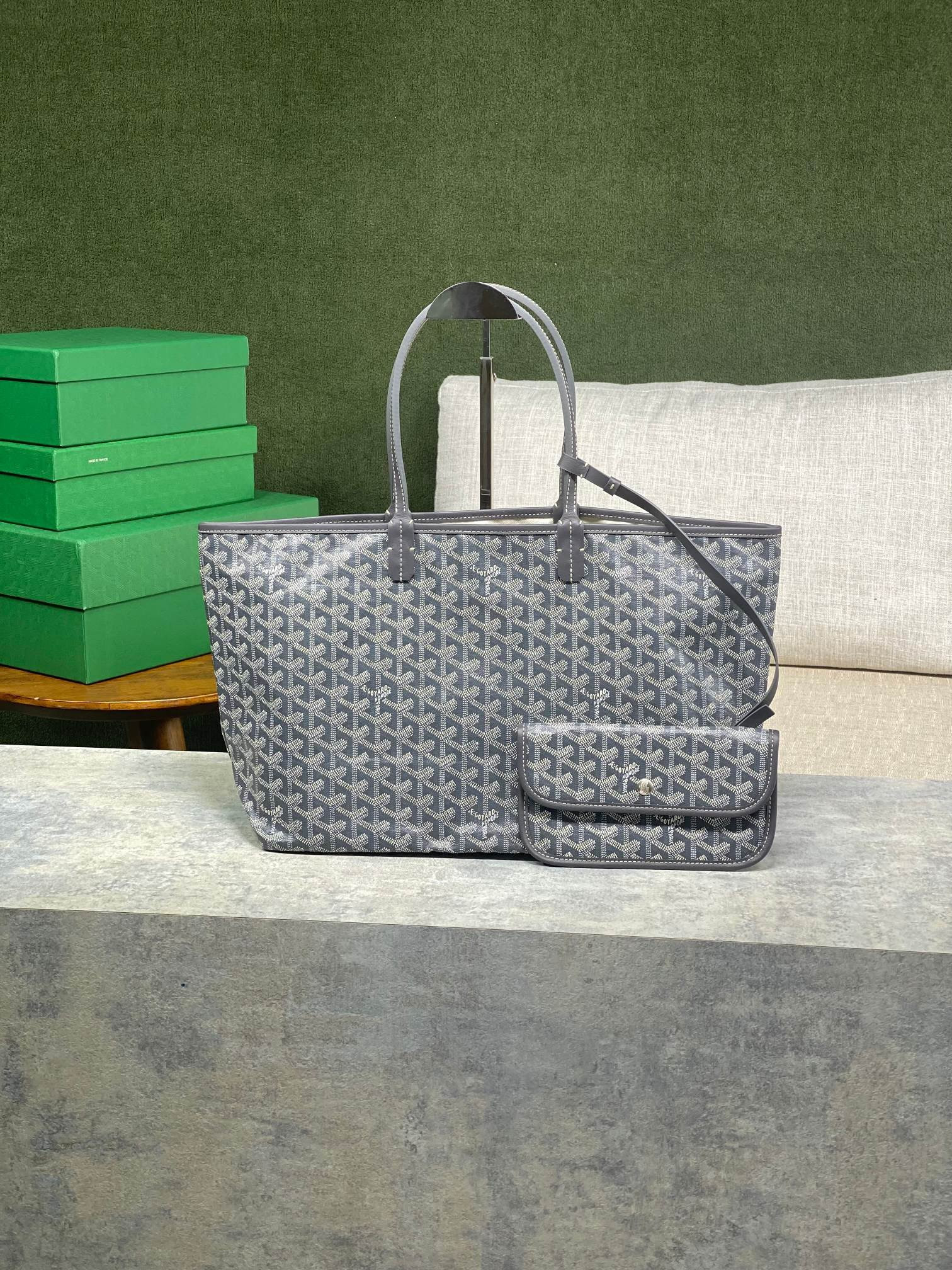 Goyard Small Saint Louis Bag 28 cm x 15 cm x 34 cm