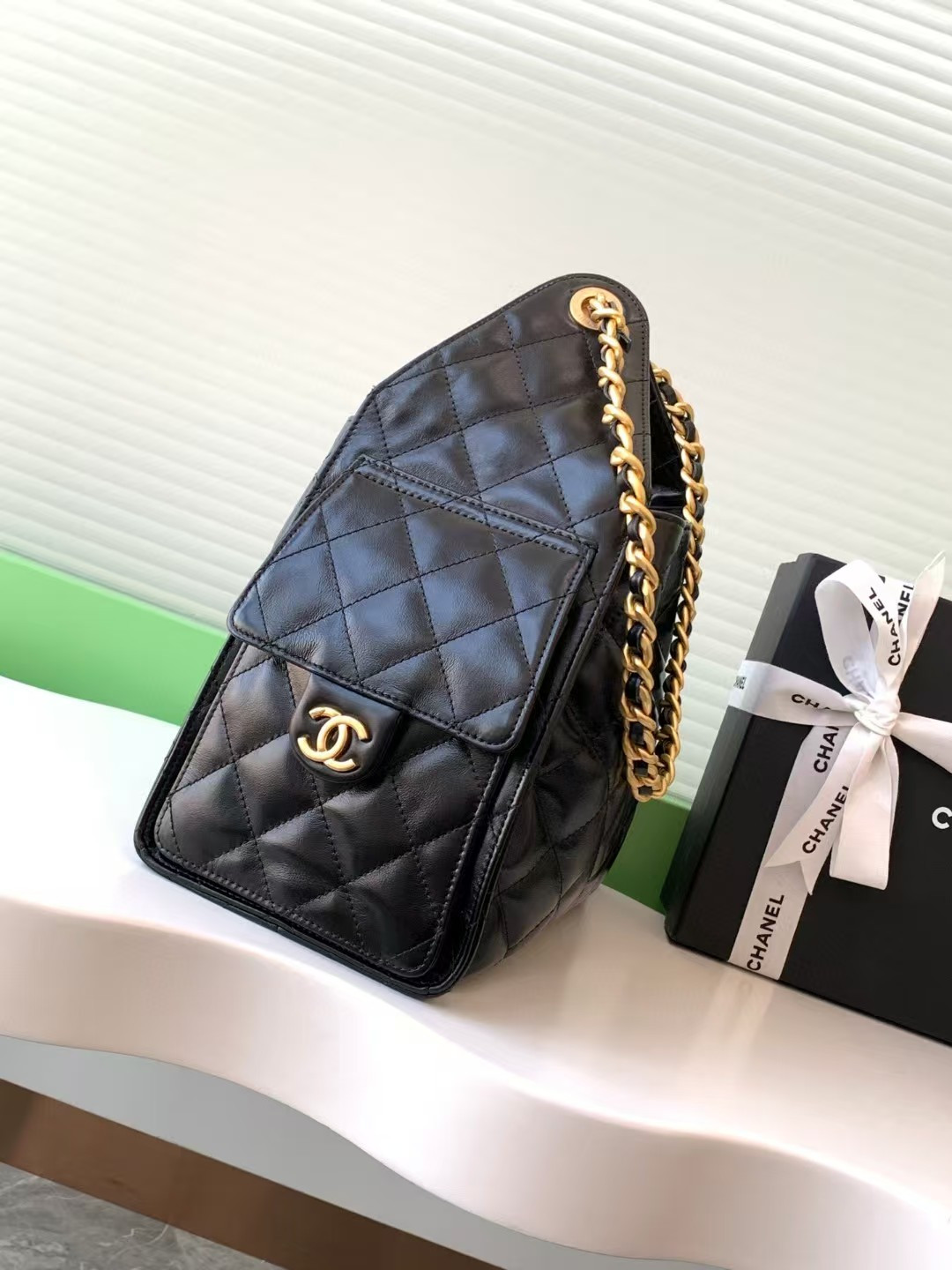 CHANEL 25C Bucket BAG 30x26x14cm
