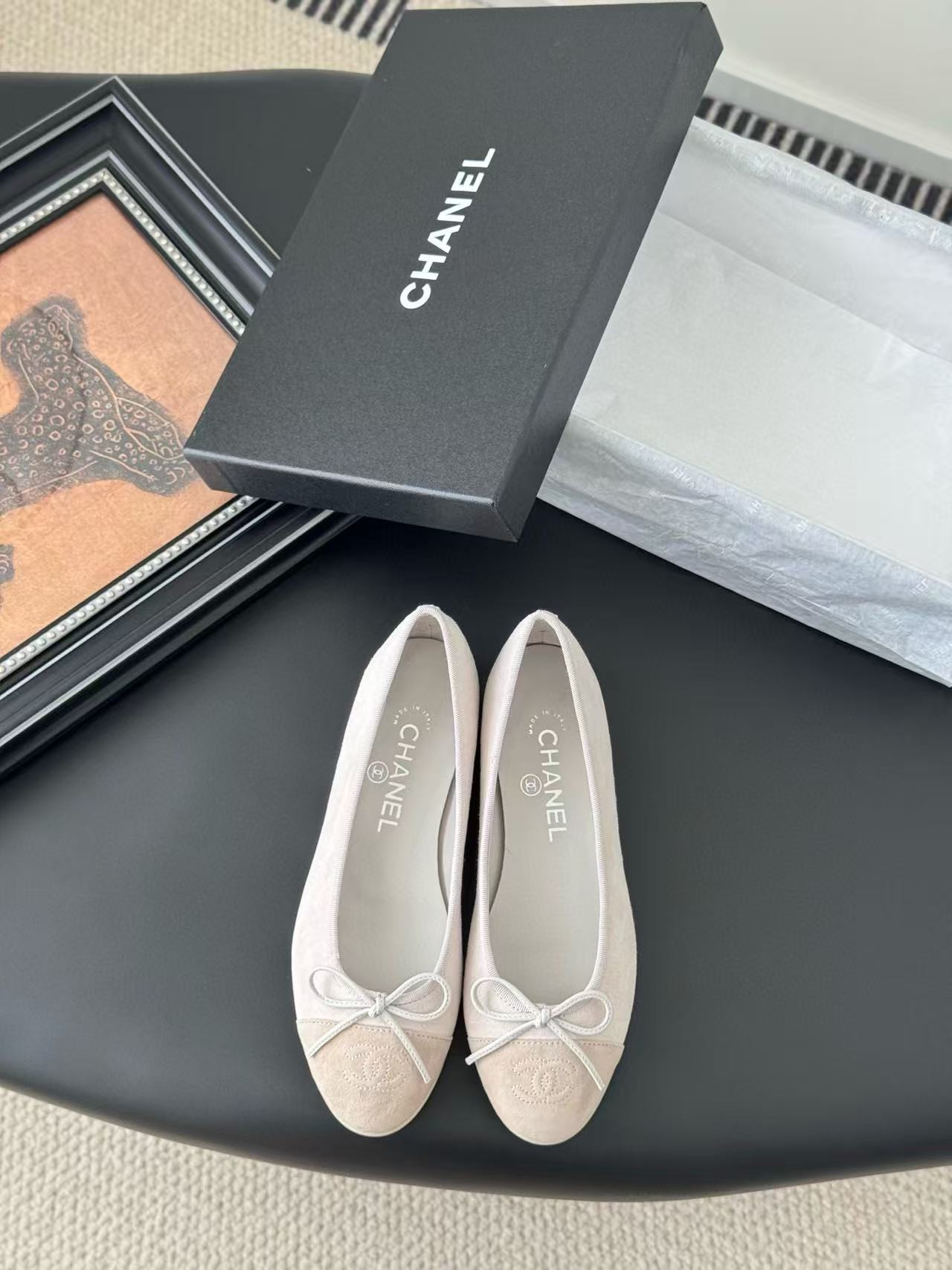 UA Chanel Ballet flats