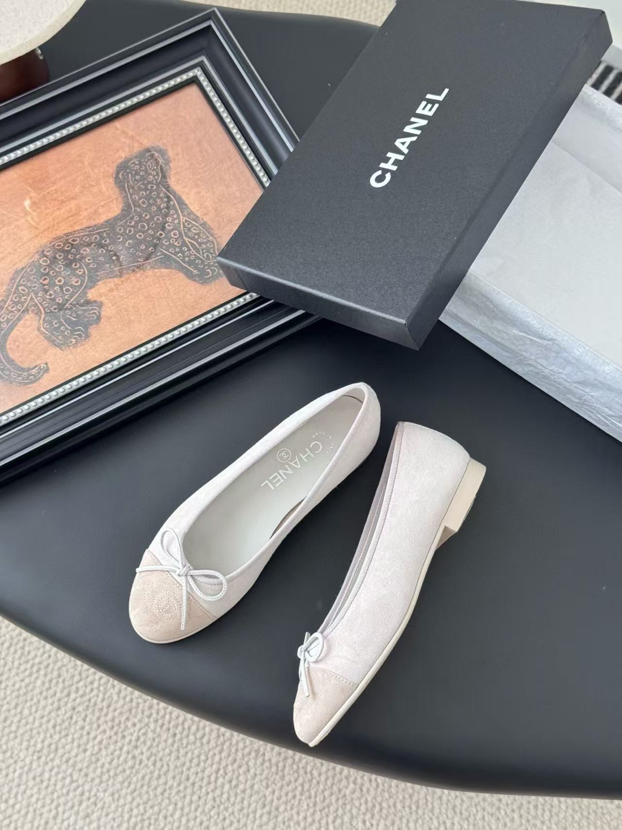 UA Chanel Ballet flats