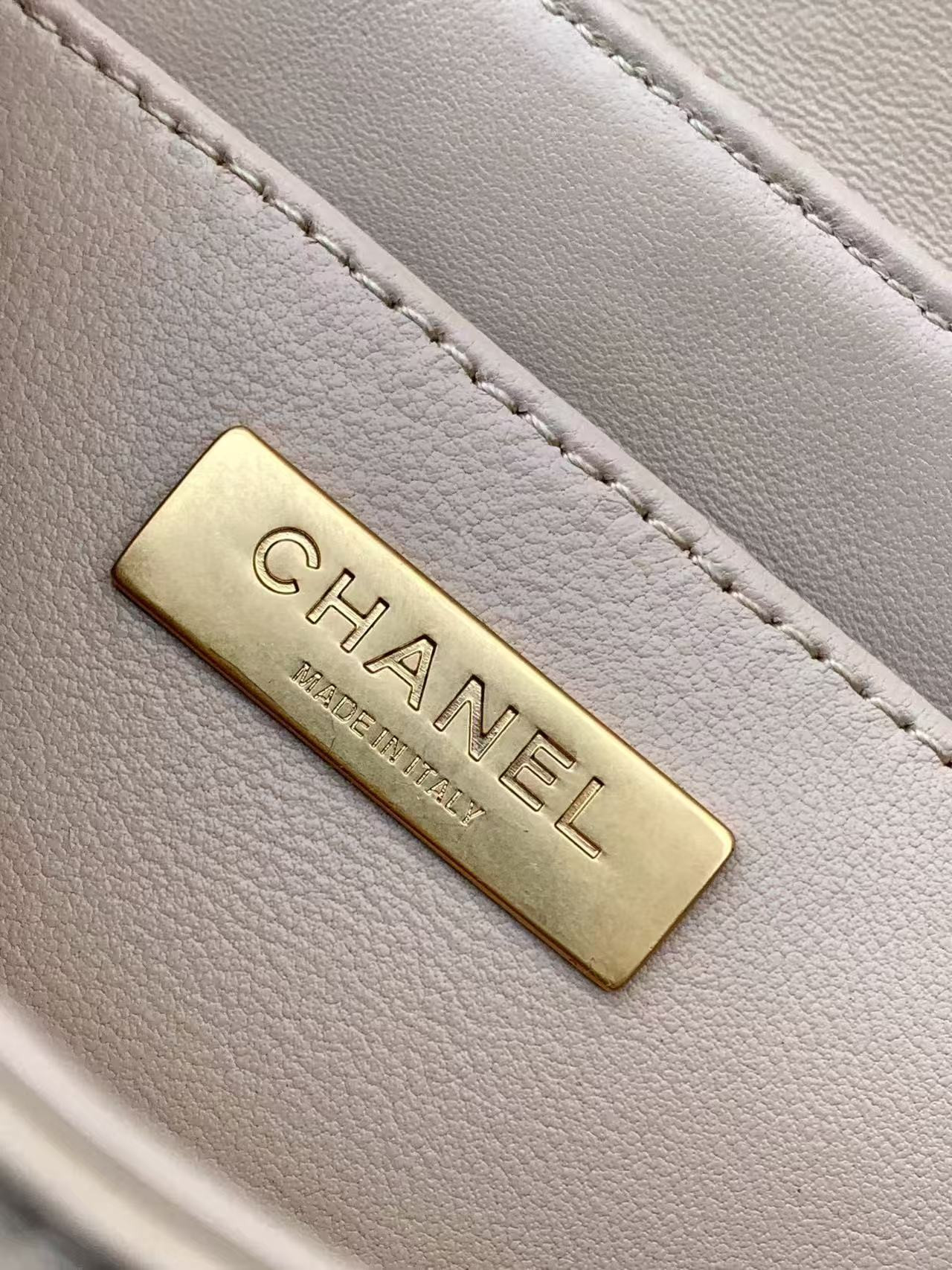 Chanel Small Top Handle Flap Bag AS5355 14x20x6cm