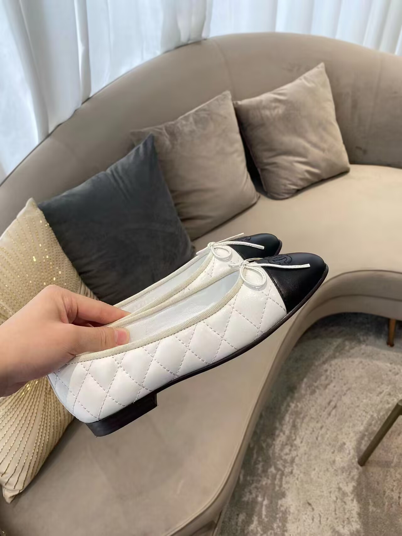 Chanel BALLET FLATS Aged Calfskin White & Black