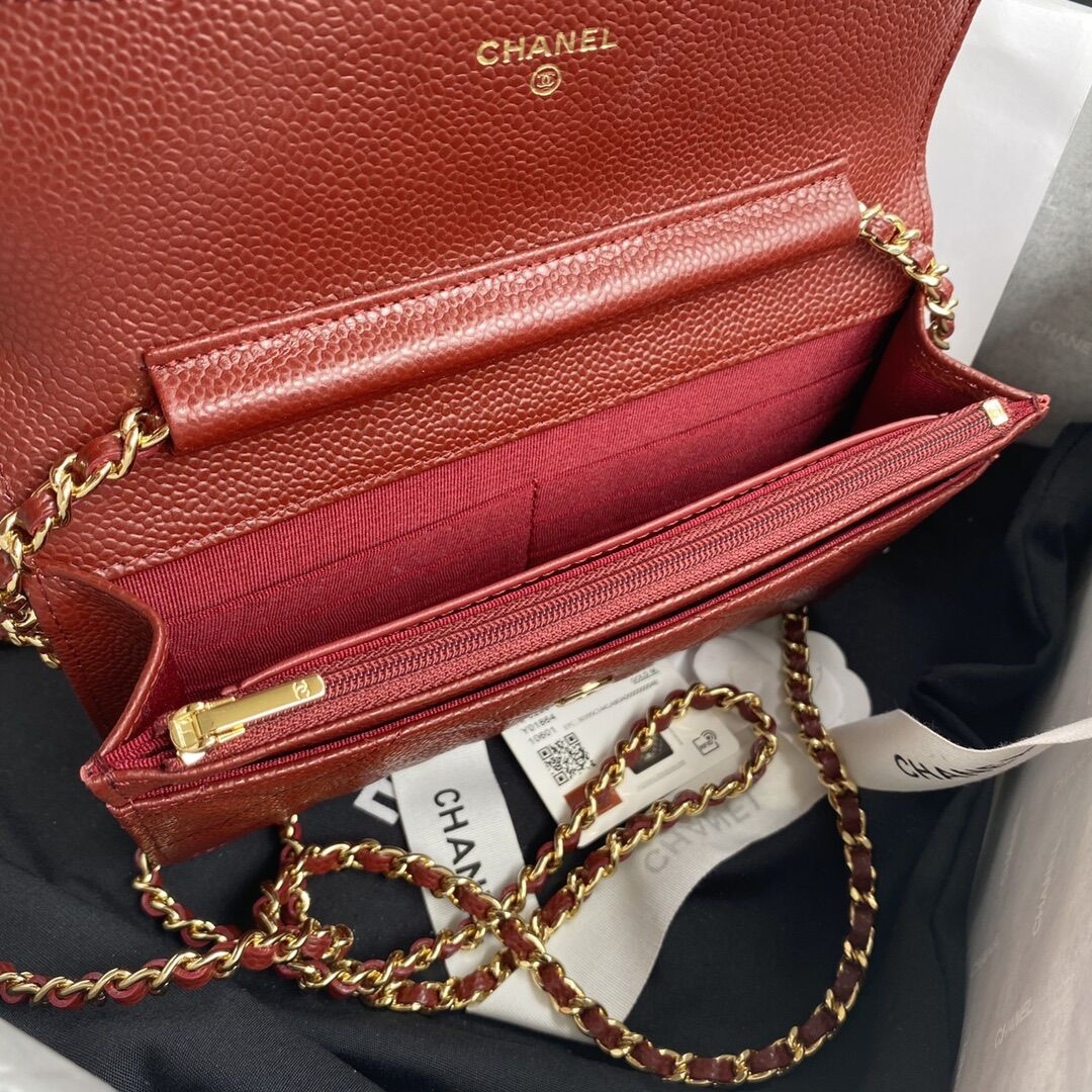 CHANEL WOC CLASSIC WALLET ON CHAIN RED 4.8 × 7.5 × 1.4 in