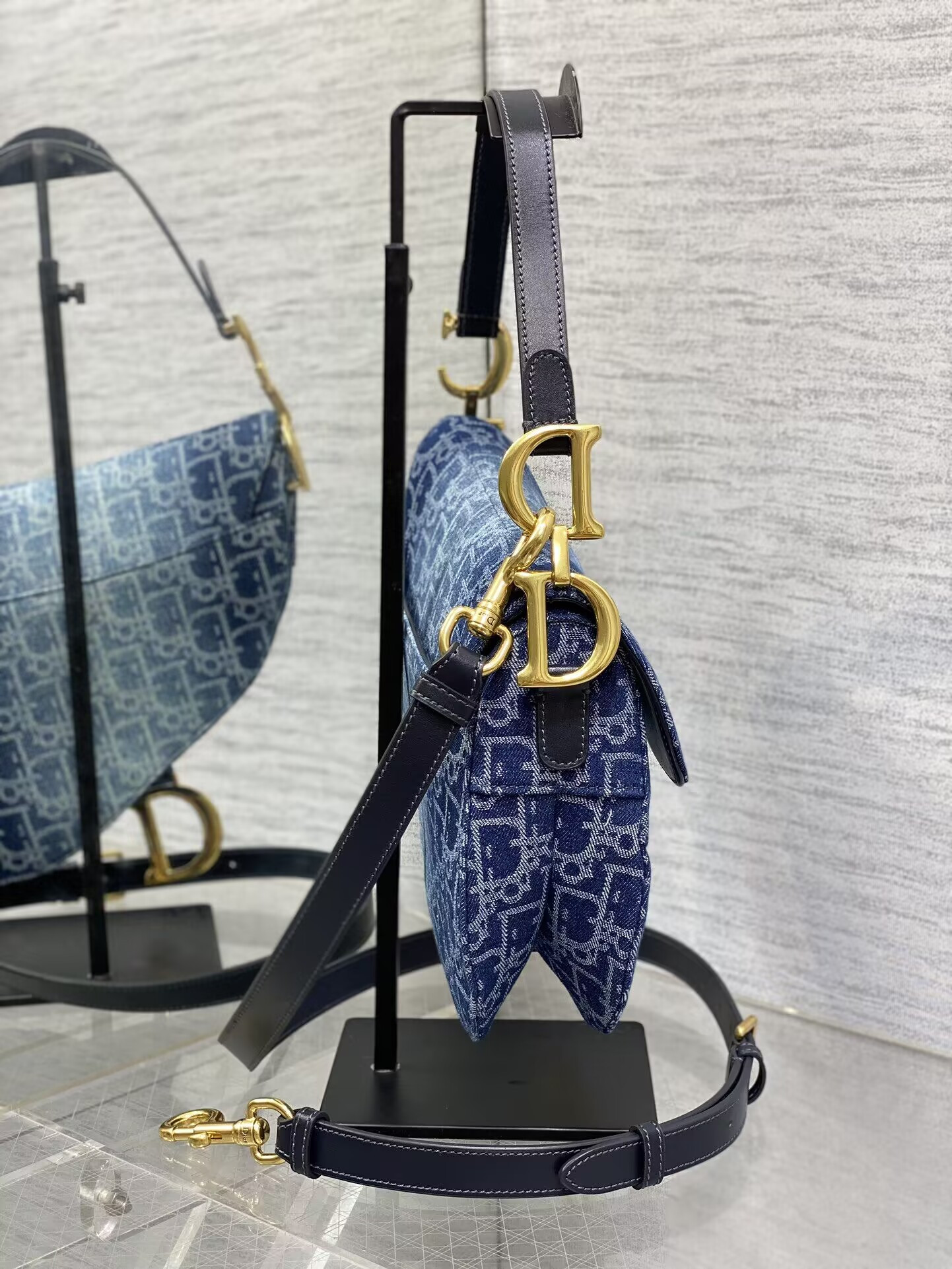 Dior Saddle Bag with Strap Blue Denim Dior Oblique Jacquard 25.5 x 20 x 6.5 cm