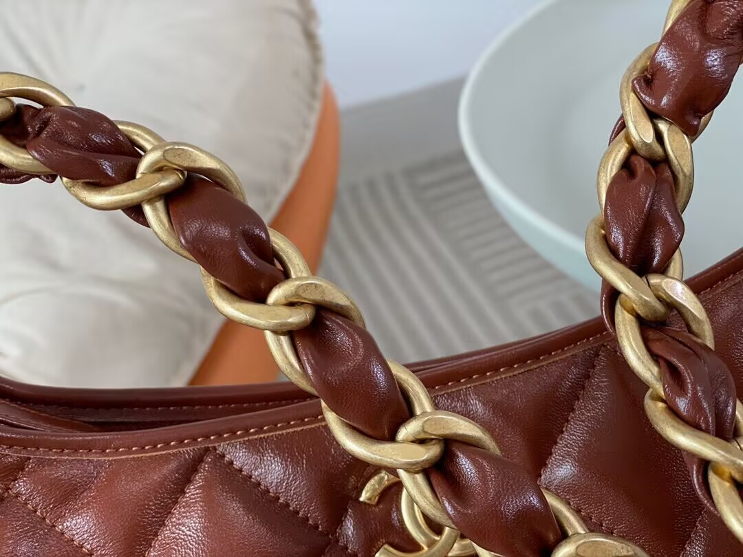 Chanel Hobo Bag 30×28×11cm