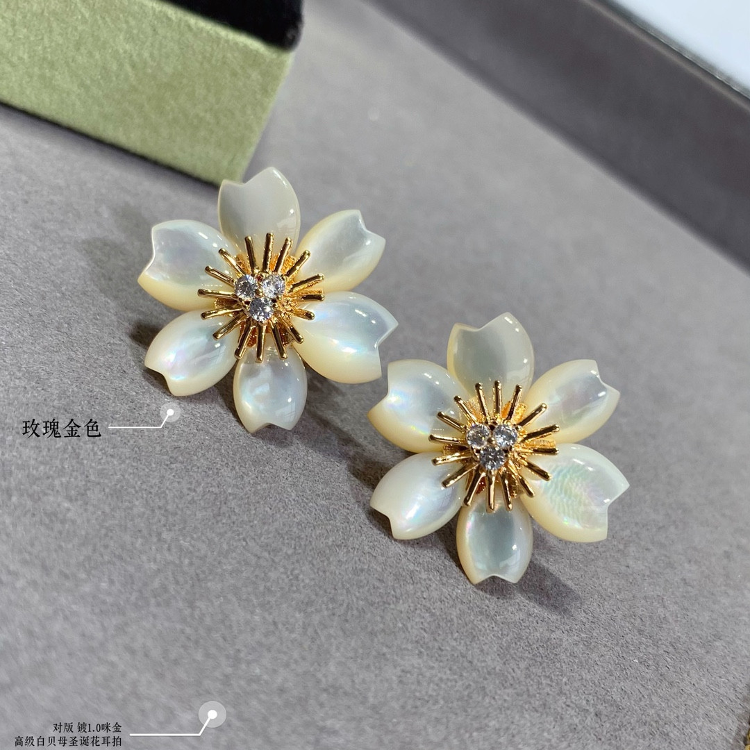 Van Cleef & Arpels White Mother-of-Pearl Christmas Flower Earrings