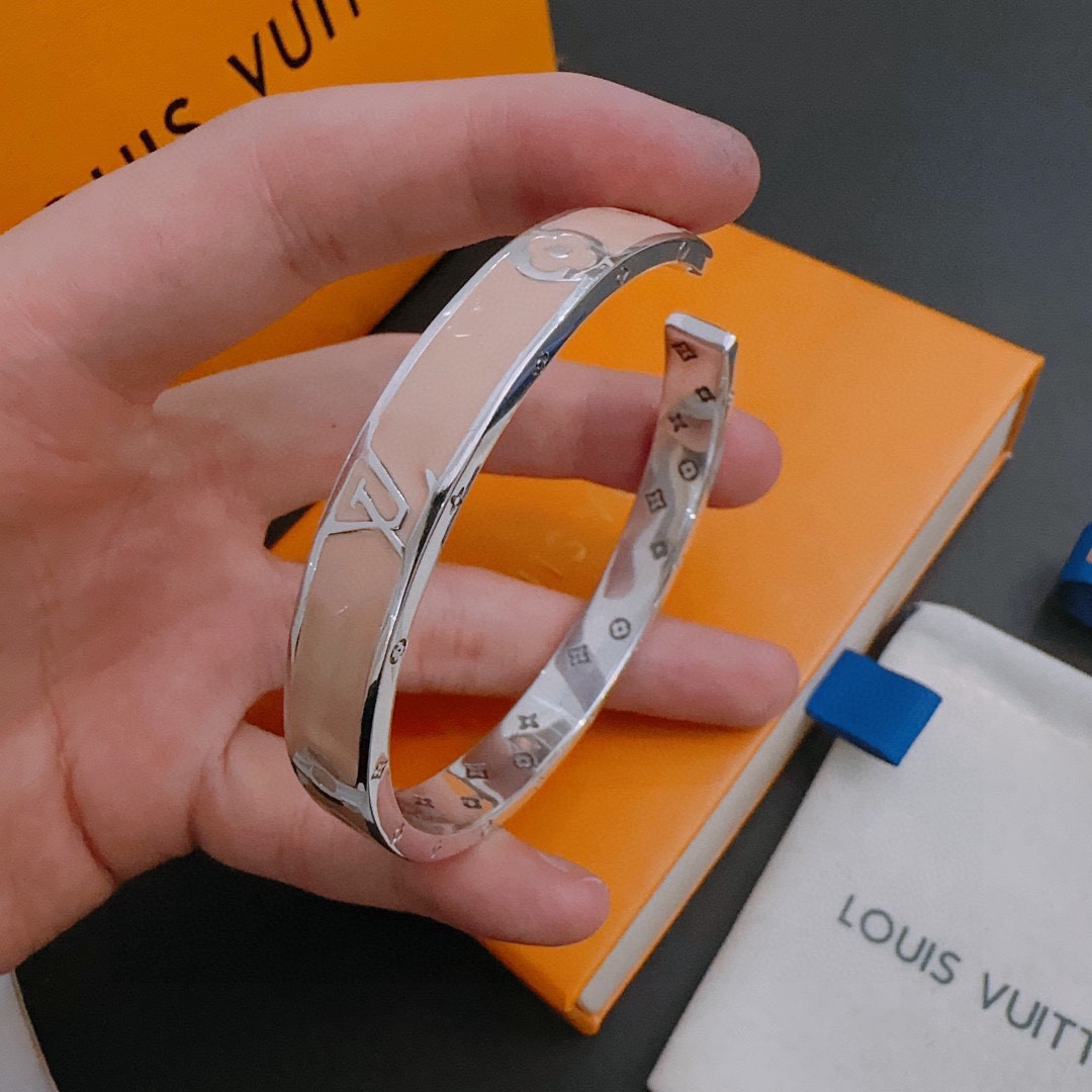 Louis Vuitton Bracelet