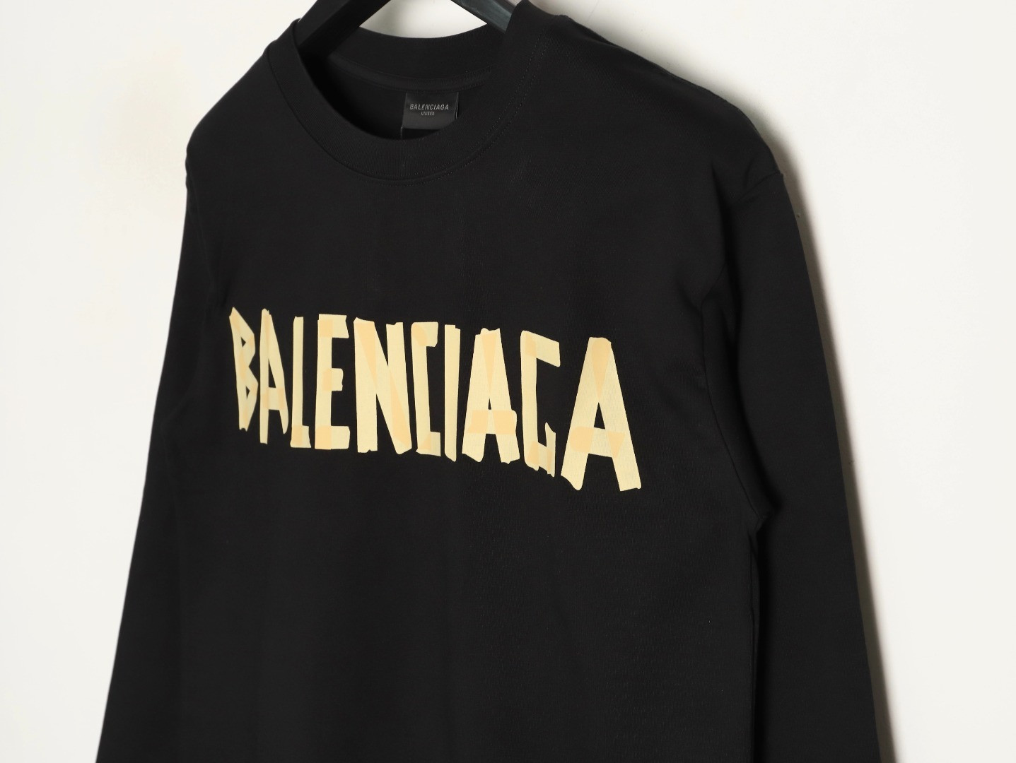 Balenciaga Long-sleeved T-shirt